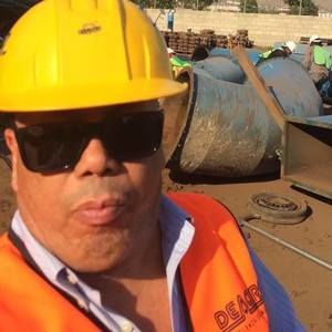 Meet your Posher, Lauro ernesto